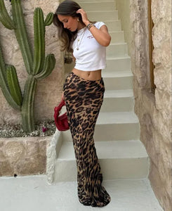 Leopard print maxi skirt